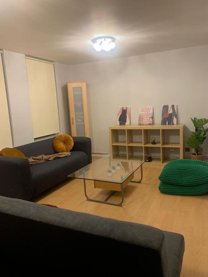 Covent Garden, One-bedroom Cozy Flat Londen Buitenkant foto